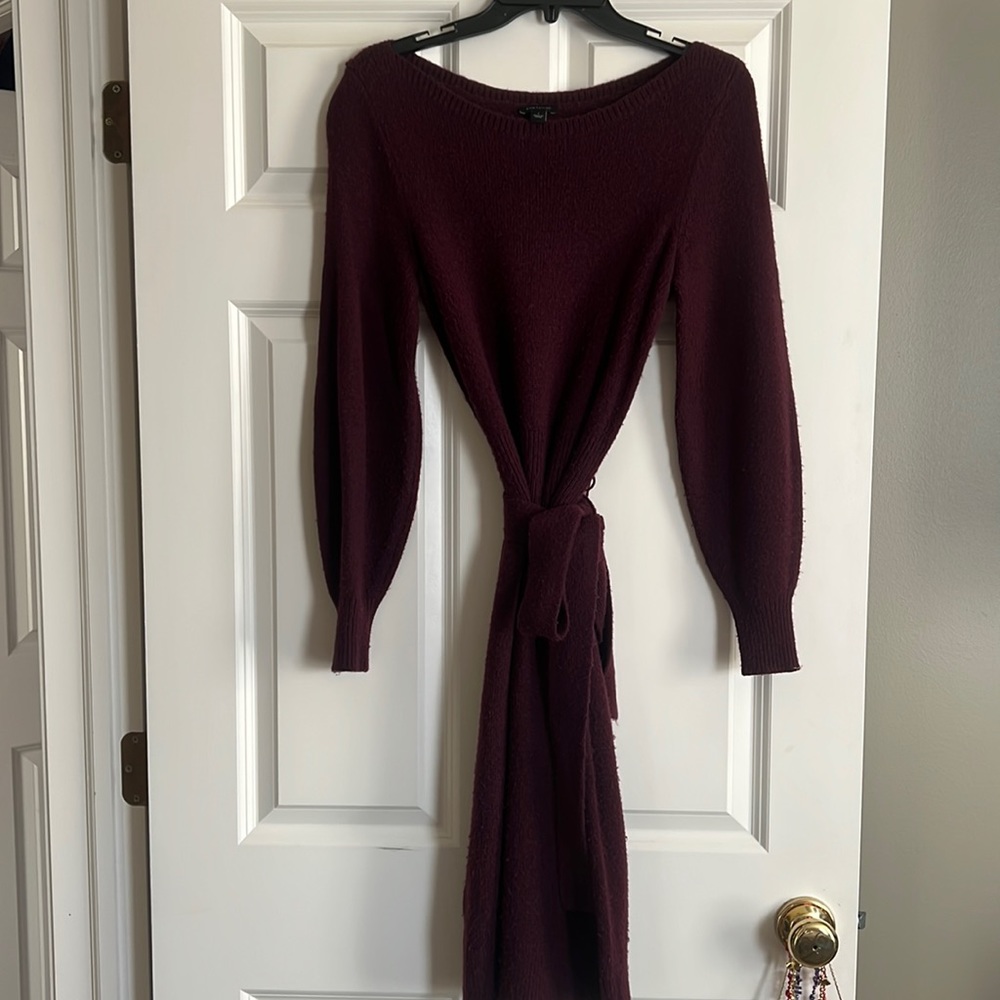 Ann Taylor Marron / Burgandy Sweater Dress with Tie Waist
